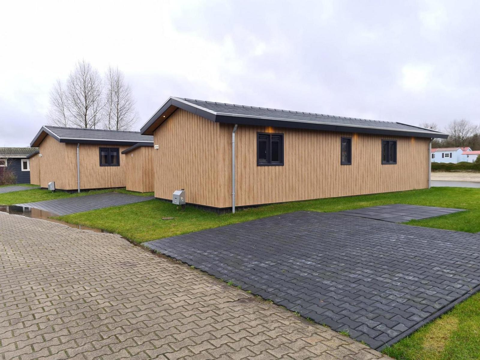 Recreatiepark De Tien Heugten Schoonloo Exterior photo